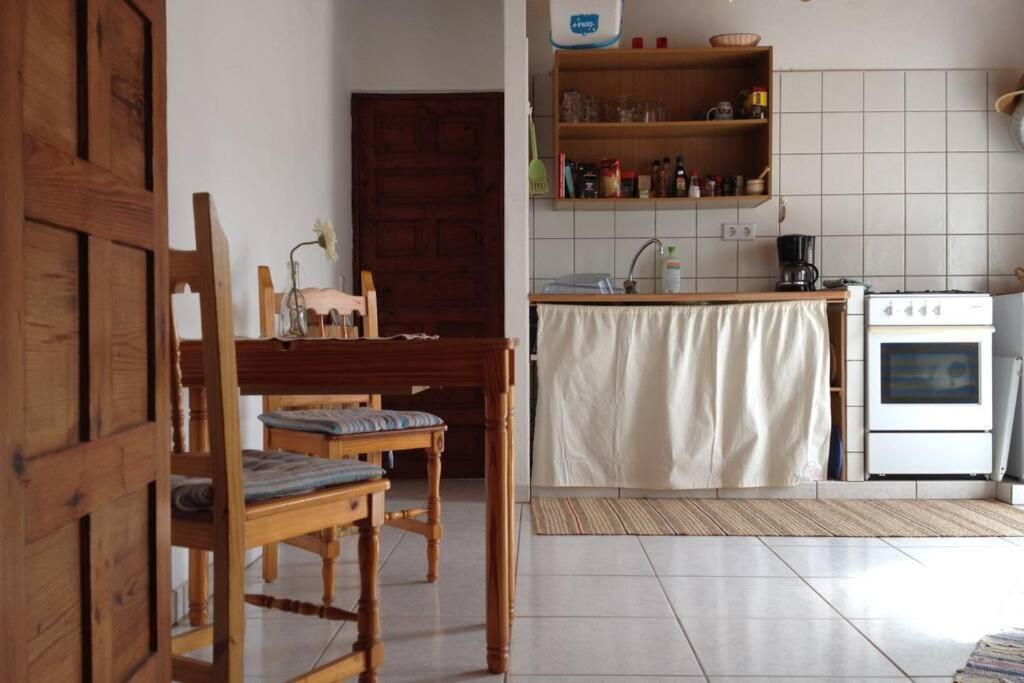 Casa Madre Tierra Apartment La Pared  Exterior photo